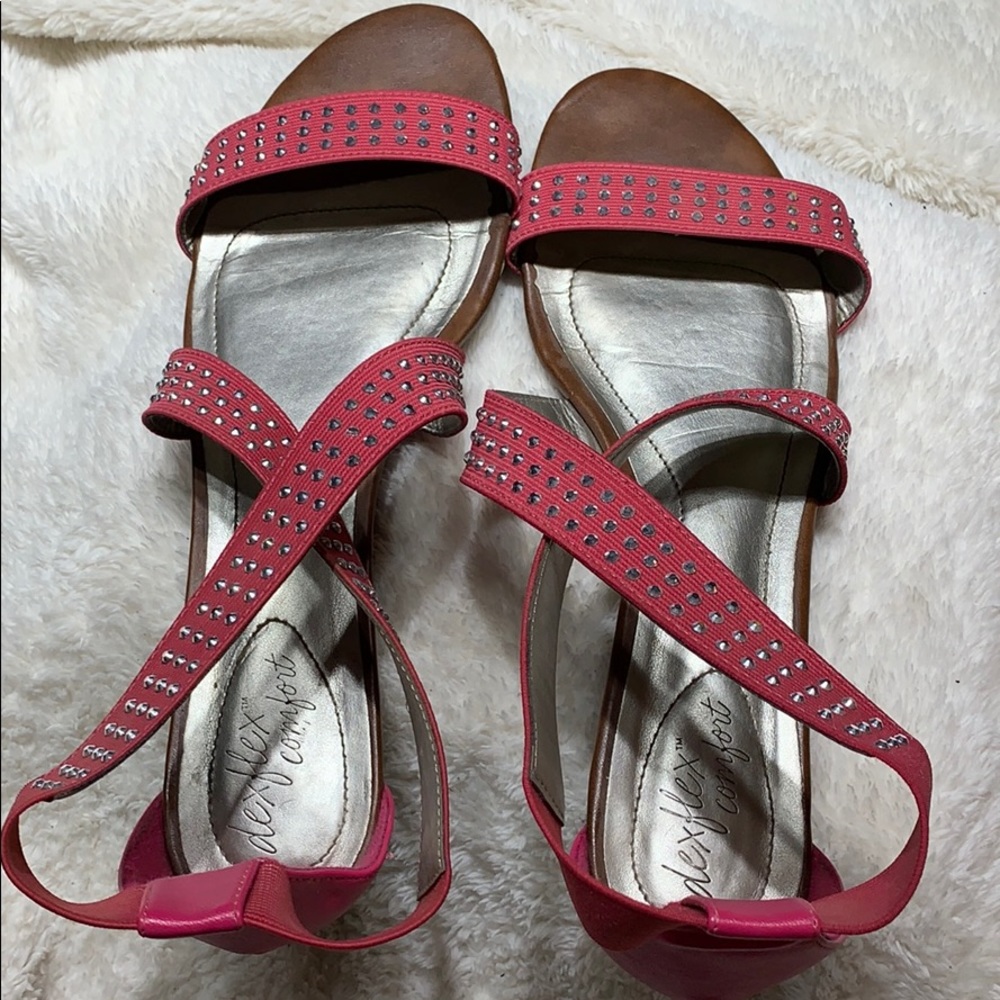 Lovely dressy pink sandals
